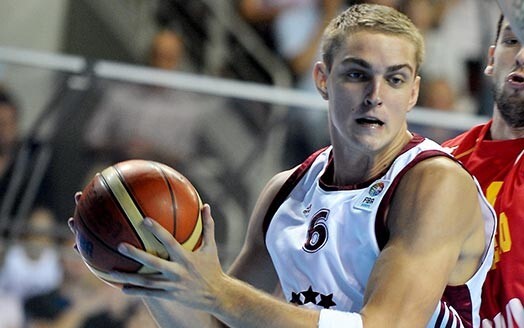 Latvijas vīriešu basketbola izlases uzbrucējs Rolands Freimanis aizvadīja vienu no saviem rezultatīvākajiem mačiem šajā sezonā.