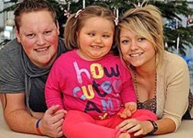 Слепая от рождения девочка увидела своих родителей