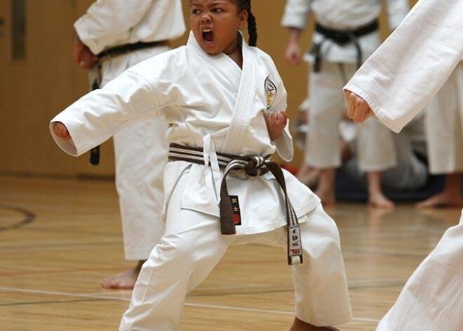 Kešella de Souza Daltona ar karate nodarbojas jau no trīs ar pusi gadu vecuma.