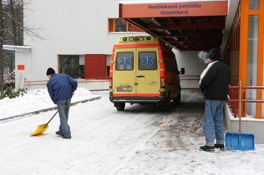 Tā vien šķiet, ka nākamgad neatliekamā medicīniskā palīdzība par brīvu būs tikai Rīgā...