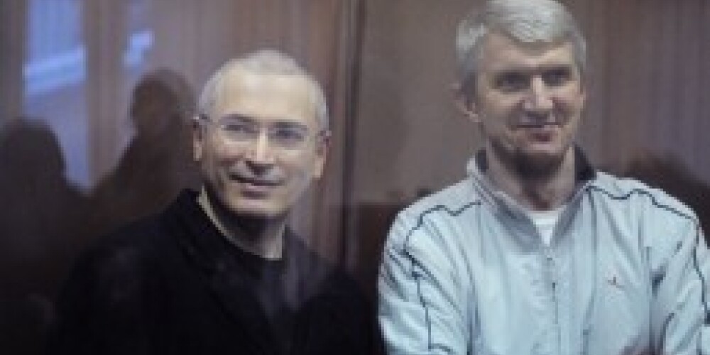 Приговор Лебедеву и Ходорковскому – 13,5 лет колонии