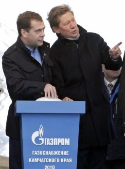 Президент России Дмитрий Медведев и председатель правления «Газпрома» Алексей Миллер