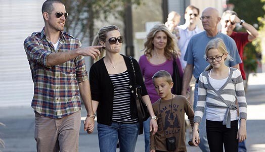 Джиму Тоту удалось поладить и с детьми Риз Уизерспун от первого брака: 10-летней Авой и 7-летним Диконом