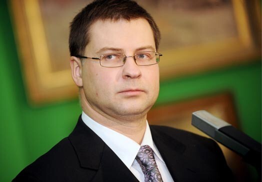 Valdis Dombrovskis: „Valdība pastāvīgi uztur dialogu ar ebreju kopienu Latvijā par holokausta seku apzināšanu.”