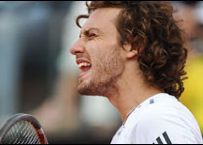 Gulbis ārdās un netiek Sidnejas ATP turnīra finālā