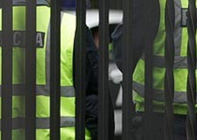 Скинхед убил бабушку, напал на спасателя и ранил полицейского