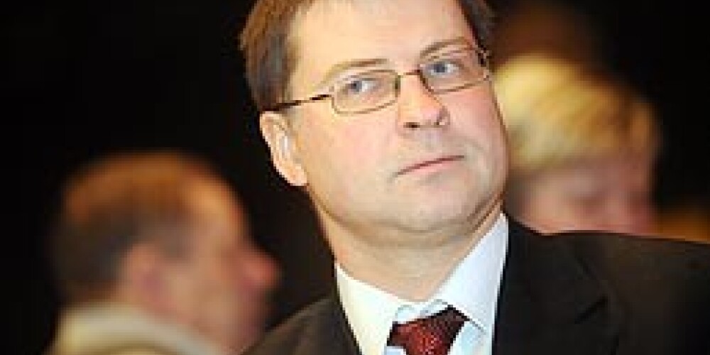 Premjers Valdis Dombrovskis saslimis ar gripu