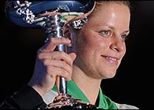Kima Klijstersa atspēlē seta deficītu un uzvar „Australian Open”