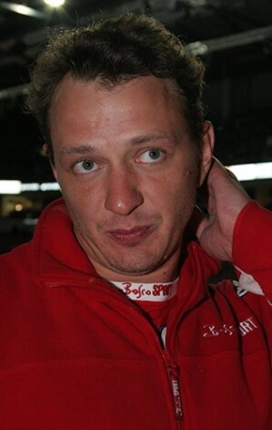 После Нового года Башаров не пьет. Но сколько продержится артист без любимой рюмки, не знает никто