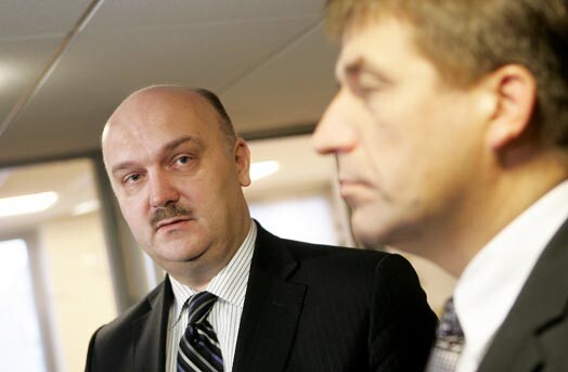 Ekonomikas ministrs Artis Kampars un „Latvenergo” šefs Āris Žīgurs.