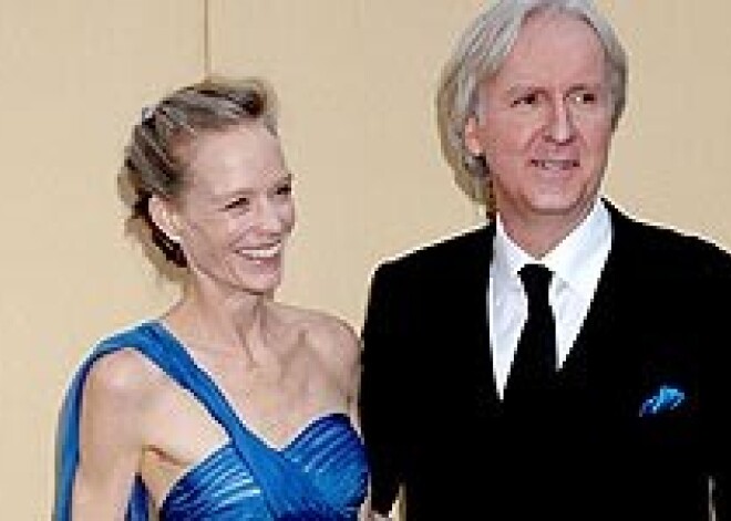 Džeimss Kamerons atzīts par Holivudas pelnošāko slavenību