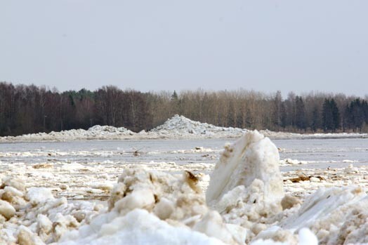 Ledus Daugavā pie Pļaviņām.