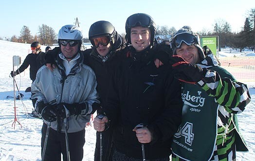 Latvijas Nacionālā teātra komanda. No kreisās: Ojārs Rubenis, Jānis Vimba, Ģirts Liuziniks, Ģirts Mucenieks.