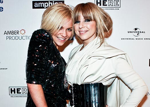 В отборочном конкурсе «Новой Волны 2011» выступила приглашенная звезда, шведская певица Pandora. Дуэт с дивой составила представительница Финляндии на конкурсе прошлого года, рижанка Stacy