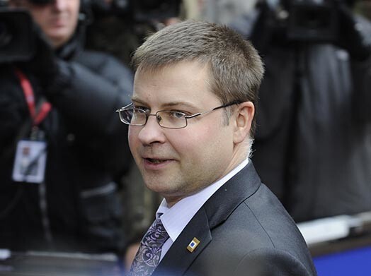 Ministru prezidents Valdis Dombrovskis atbalsta ideju par 2017. gada hokeja pasaules čempionāta rīkošanu Latvijā.