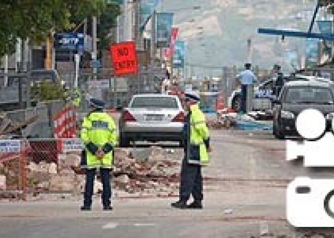 Jaunlaulātie medusmēneša laikā piedzīvo sešas dabas katastrofas