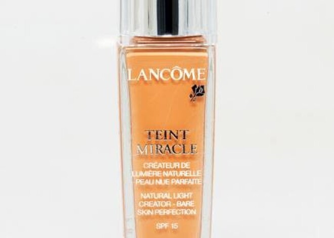 Lancôme Teint Miracle pūderkrēms