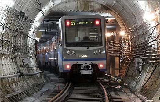 Недавно московский метрополитен пережил взрывы террористов, теперь киношники хотят его затопить