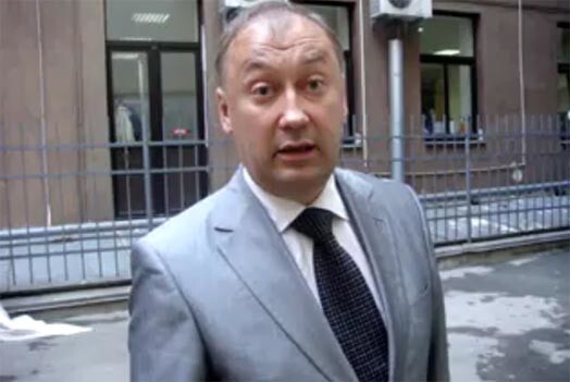 Ja runa ir par miljoniem, zaudētāju puse ir ļoti neapmierināta.