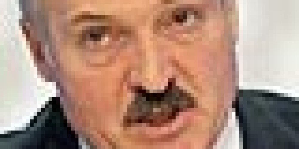 Lukašenko Baltkrievijas hokejistu sniegumu sauc par pretīgu un kaunpilnu