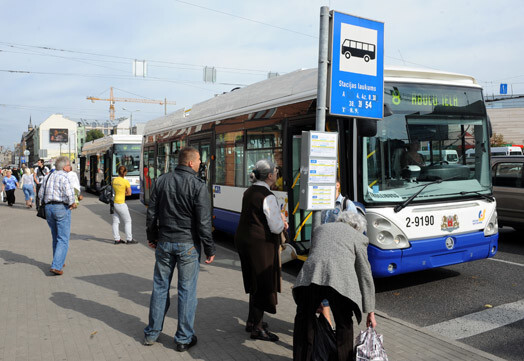 Turpmāk Rīgas sabiedriskajā transportā bagāžu varēšot pārvadāt bez maksas.