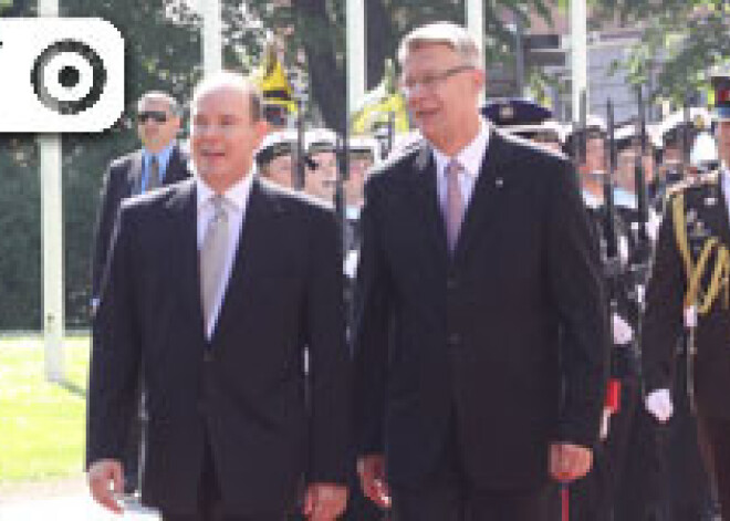 Как латвийские политики встретили князя Монако