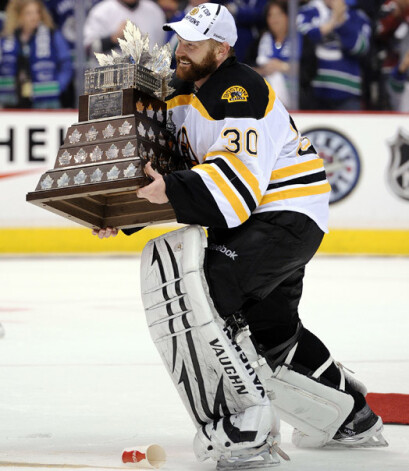 Bostonas „Bruins” panākumu galvenais kaldinātājs vārtsargs Tims Tomass.