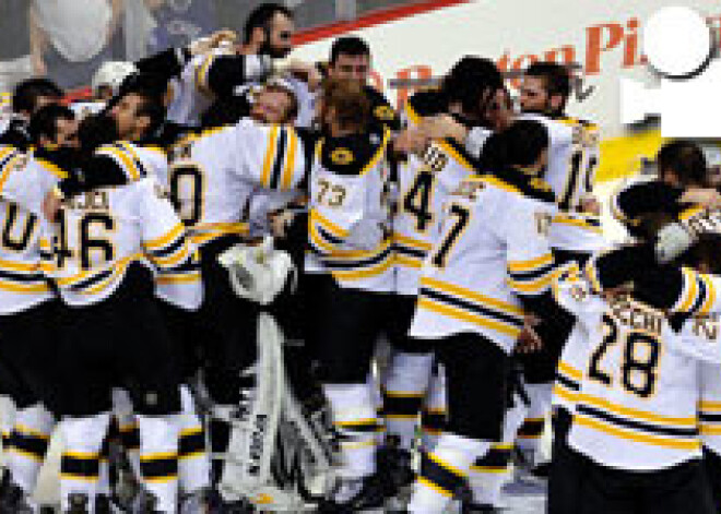 Bostonas „Bruins” pirmo reizi 39 gadu laikā izcīna Stenlija kausu. VIDEO