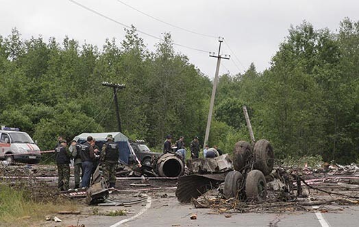 Lidmašīnas Tu-134 paliekas.