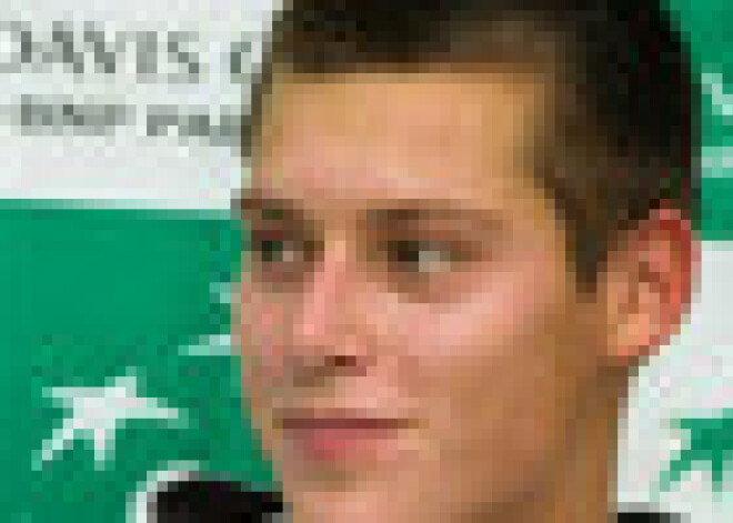 23 gadu vecumā karjeru beidz Latvijas trešais labākais tenisists