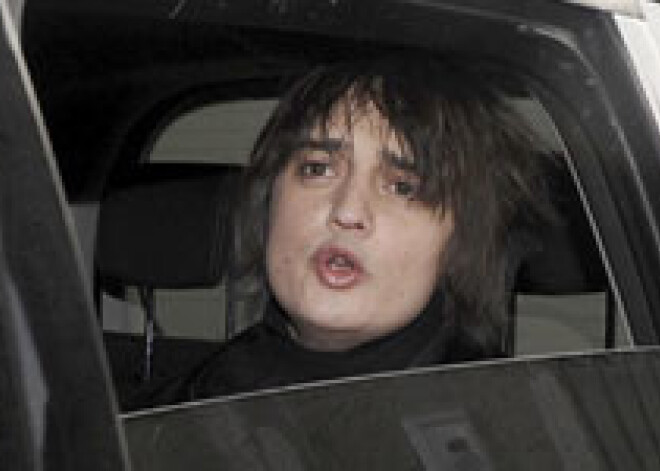 Pīts Dohertijs sniegs pirmo koncertu pēc cietumsoda izciešanas