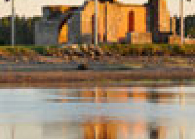 Kājām varēs aizbrist uz Meinarda salu Ikšķilē