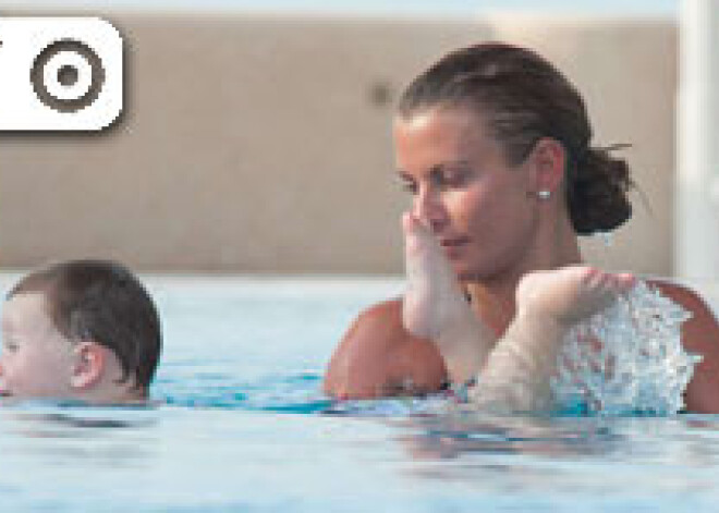 Сын Уэйна Руни — будущий пловец!