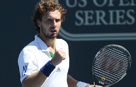 Ernests Gulbis turpina savu uzvaru gājienu.