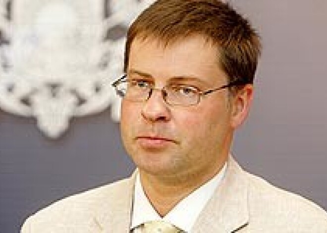 Dombrovskis gatavs apsvērt Auguļa atbilstību amatam