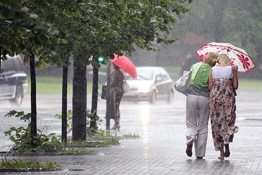 Līdz ar svētdienu laiks kļūs vēsāks un nākamnedēļ Latvijā galvenokārt gaidāms lietains laiks.