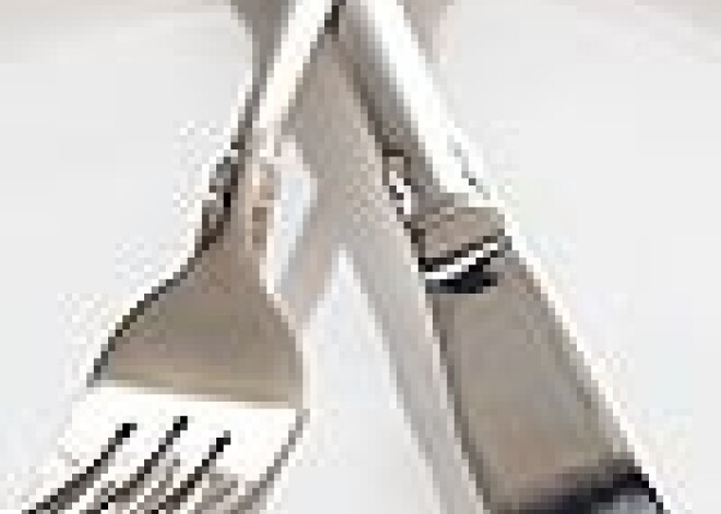 Kā mājas apstākļos tīrīt sudraba priekšmetus, arī gredzenus?