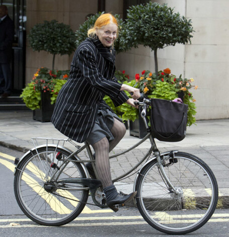 Modes dizainere Vivjena Vestvuda šā gada aprīlī atzīmējusi jau savu 70. gadu jubileju.