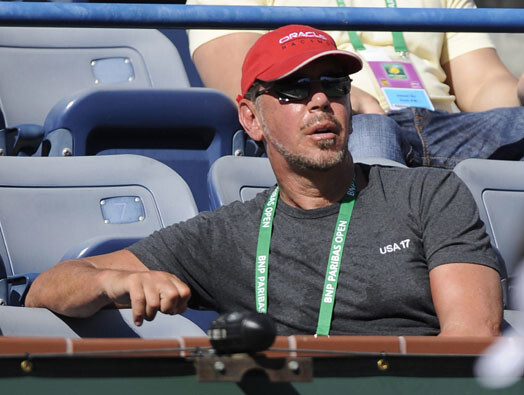 Oracle līdzdibinātājs Lerijs Elisons