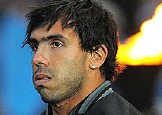 Строптивого Тевеса могут отчислить из футбола навсегда