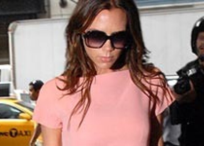 Виктория Бэкхэм скоро будет зарабатывать больше мужа