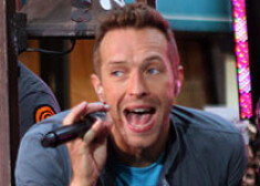 "Coldplay" atļauj sadedzināt savu jauno albumu