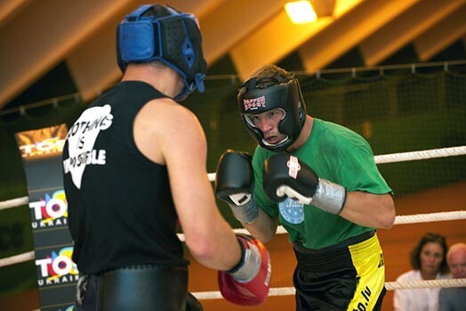 Mairis Briedis sparingcīņā pret pasaules čempionu Vitāliju Kličko.