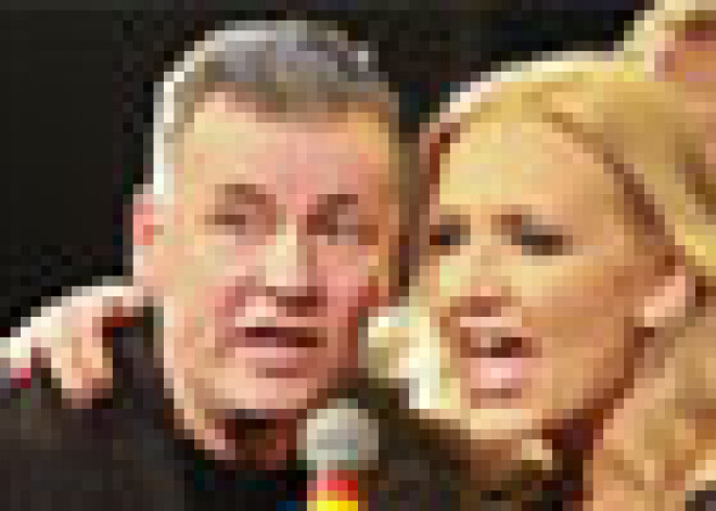 Arnis Mednis, spītējot slimībai, atgriežas uz skatuves. FOTO