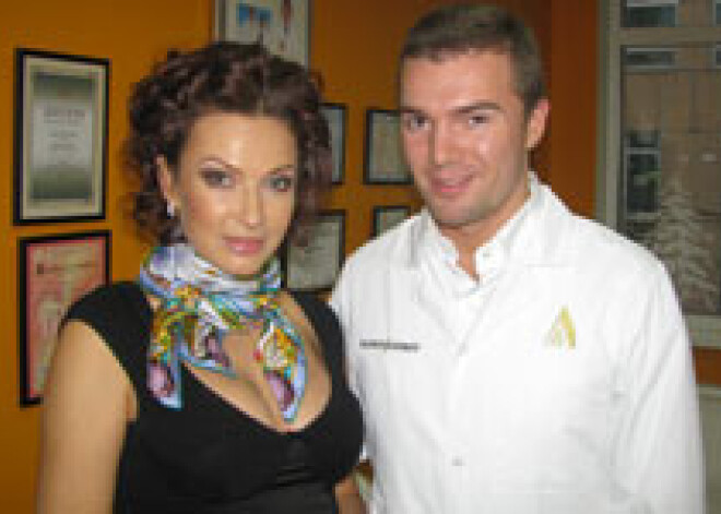 Эвелина Бледанс: «Беременность ― не болезнь!»