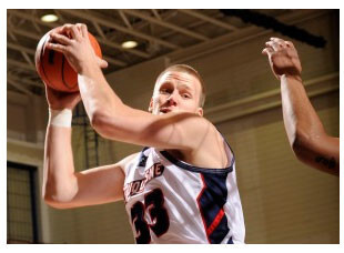 Basketbolistam Mārtiņam Ābelem būs jāizlaiž atlikušā NCAA sezonas daļa