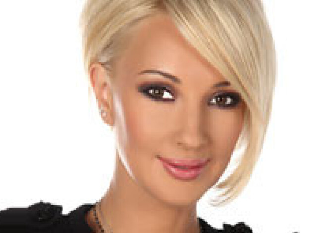 Российские знаменитости поздравляют с Новым годом