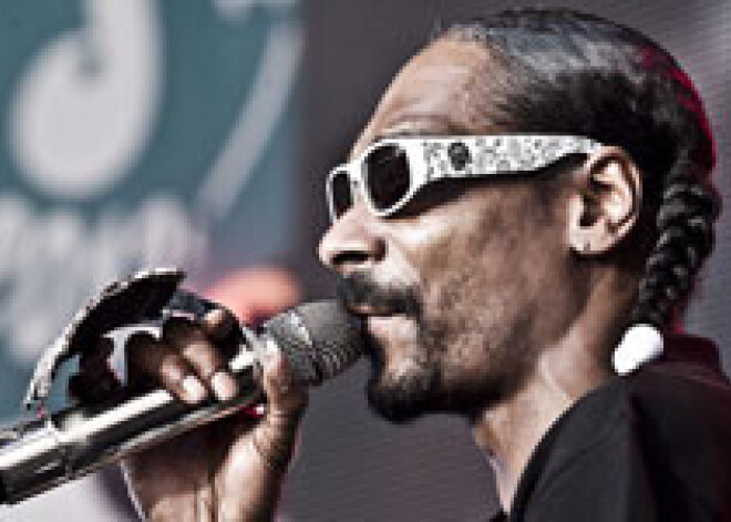 Reperis SnoopDogg arestēts par marihuānas glabāšanu