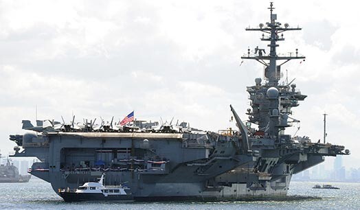 ASV aviācijas bāzes kuģis "USS Carl Vinson".