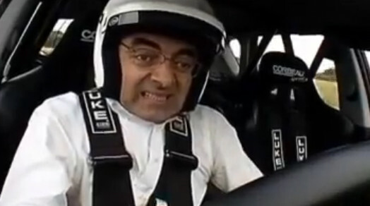 Misters Bīns jeb Rovans Atkinsons ir kaislīgs autobraucējs. Šovā „Top Gear” viņš uzstādīja labāko braukšanas laiku. Taču nu viņš ir pārspēts...